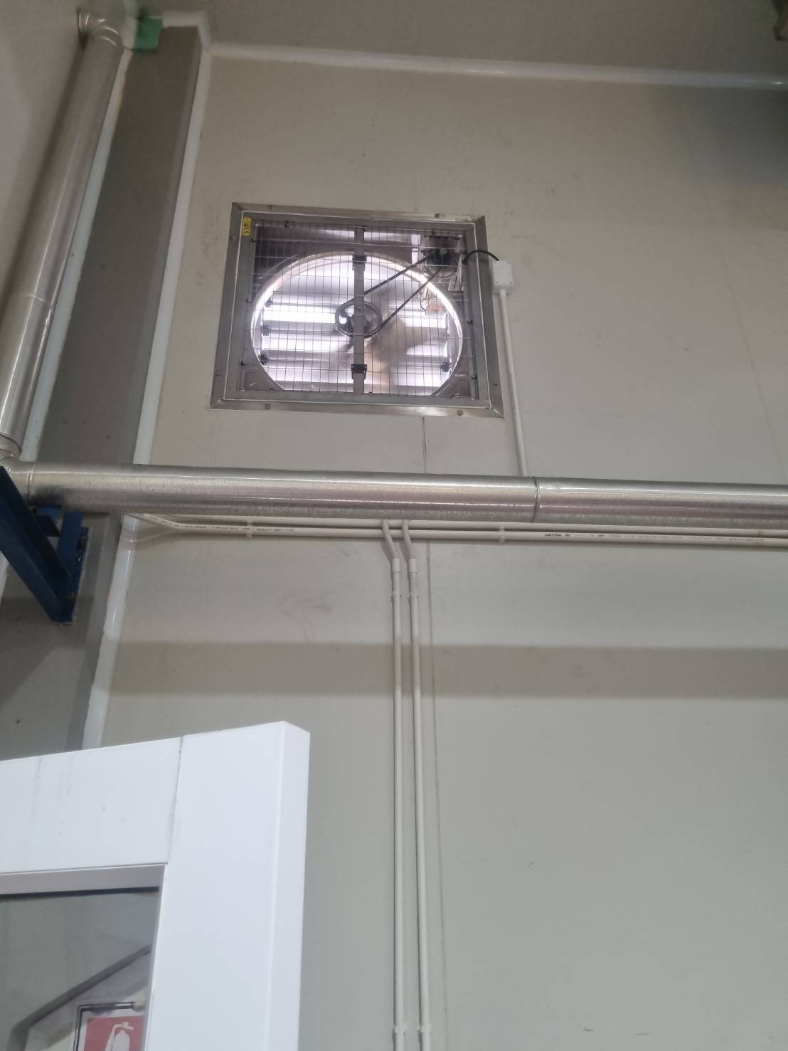 34449_0_0 งานติดตั้งพัดลมแสตนเลสอุตสากรรม 50in