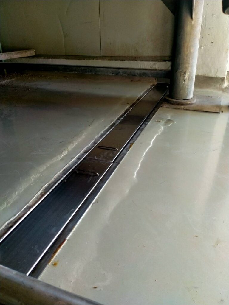 ฝาปิดร่องน้ำแสตนเลส